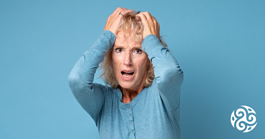 Jak poznat menopauzu? První příznaky i co na ni pomáhá