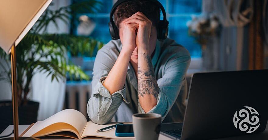 Jak rozpoznat syndrom vyhoření a lze mu předcházet? Kompletní průvodce